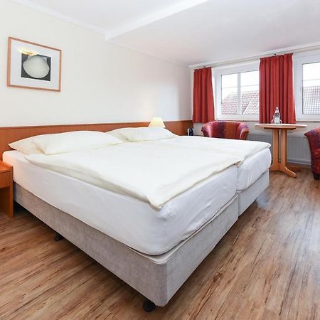 Hotel Garni Benser Watt Bensersiel Bagian luar foto