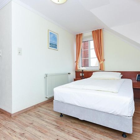 Hotel Garni Benser Watt Bensersiel Bagian luar foto