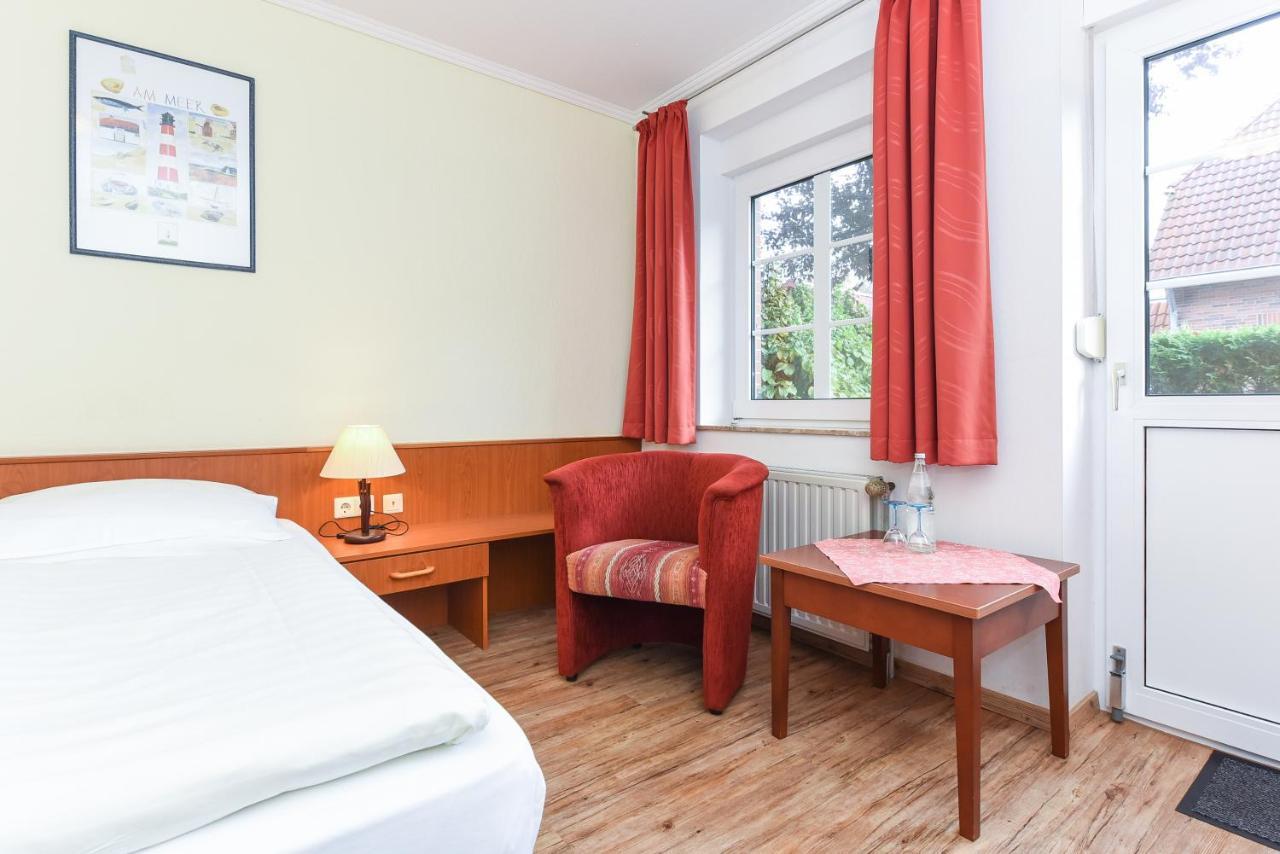 Hotel Garni Benser Watt Bensersiel Bagian luar foto