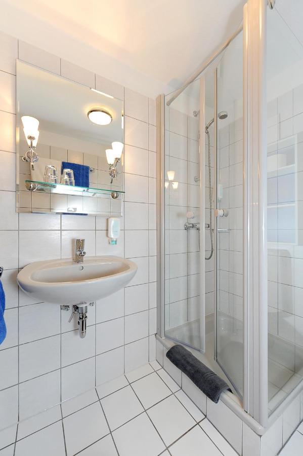 Hotel Garni Benser Watt Bensersiel Bagian luar foto