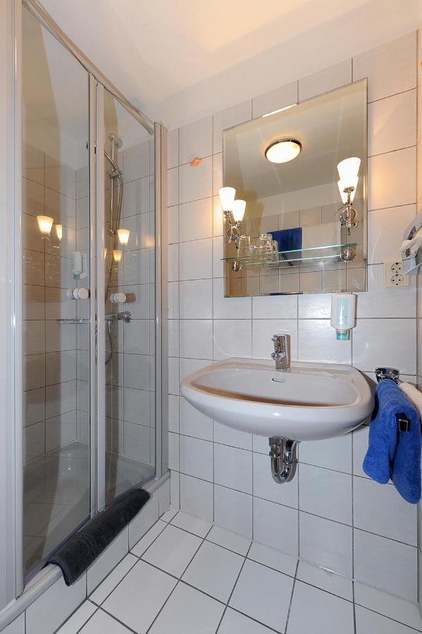 Hotel Garni Benser Watt Bensersiel Bagian luar foto