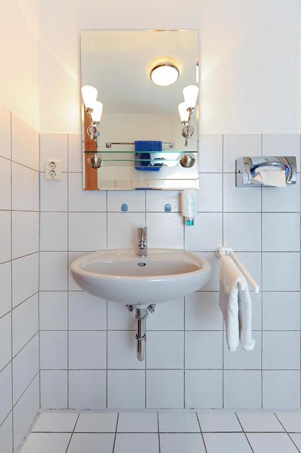 Hotel Garni Benser Watt Bensersiel Bagian luar foto